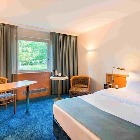 Best Western Plus Hotel Fellbach-Stuttgart Екстериор снимка