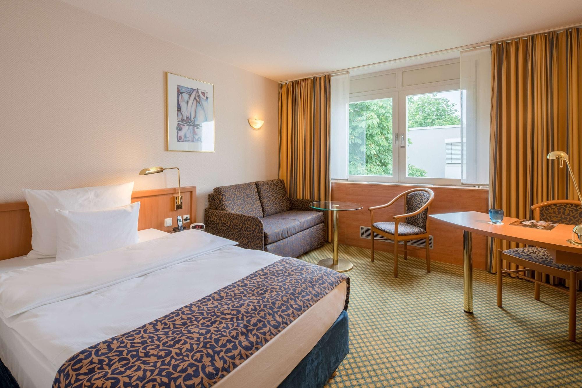 Best Western Plus Hotel Fellbach-Stuttgart Екстериор снимка