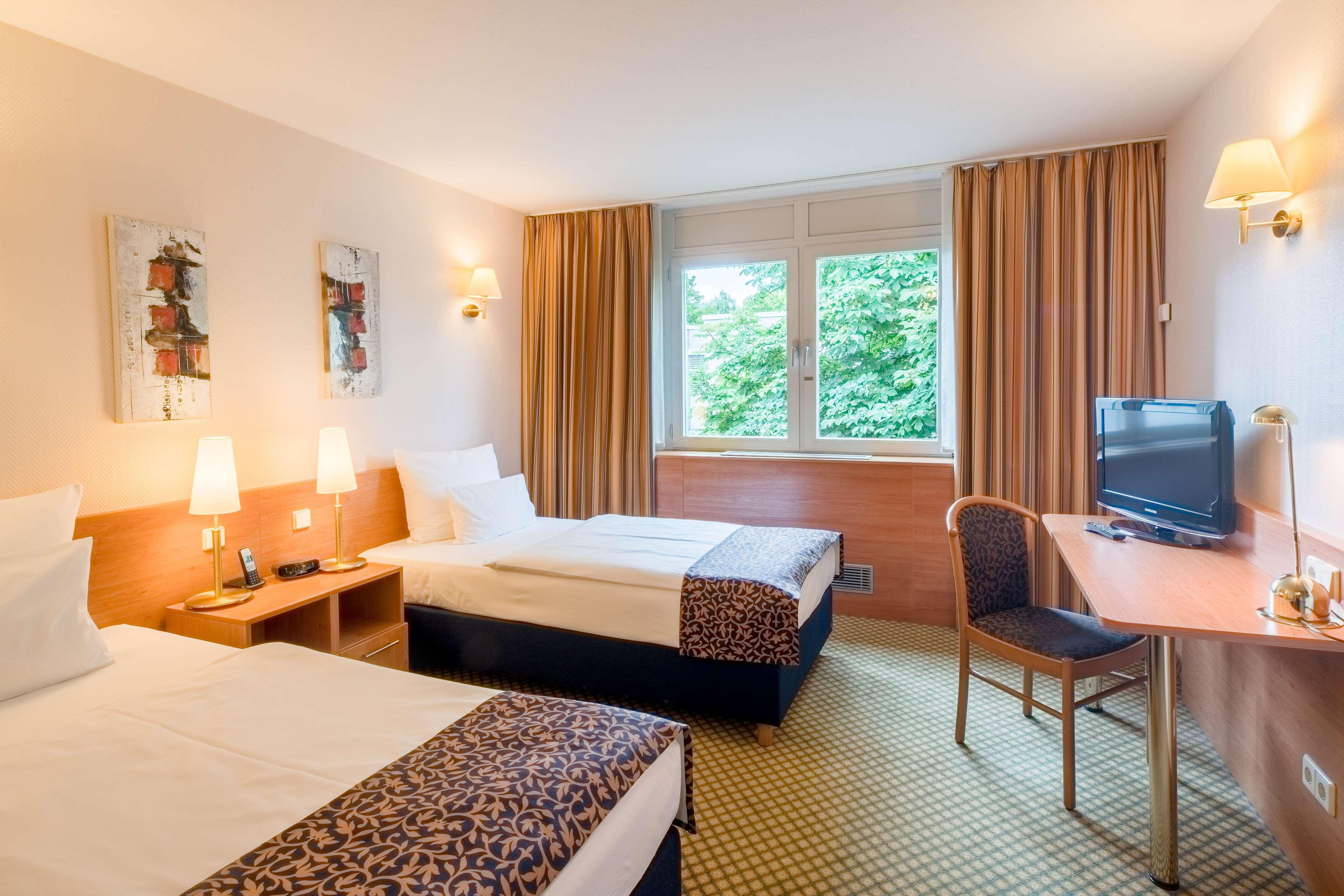 Best Western Plus Hotel Fellbach-Stuttgart Екстериор снимка