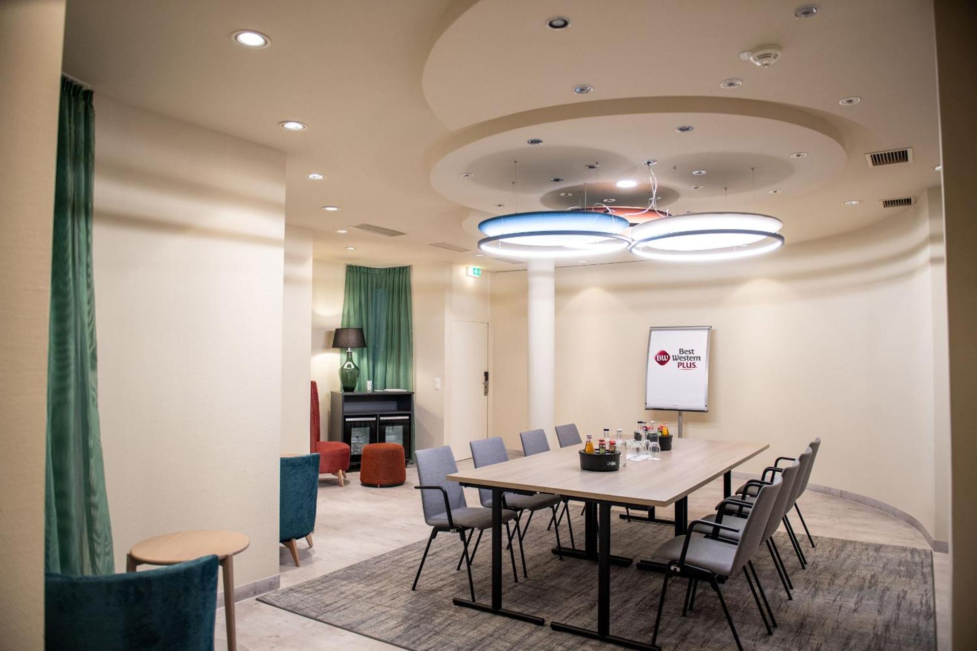 Best Western Plus Hotel Fellbach-Stuttgart Екстериор снимка
