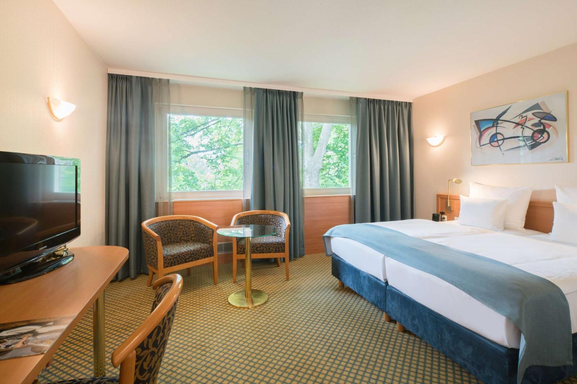 Best Western Plus Hotel Fellbach-Stuttgart Екстериор снимка
